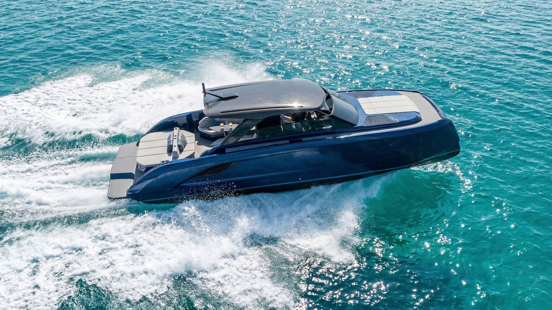VYBE 43 at full speed — performance in motion